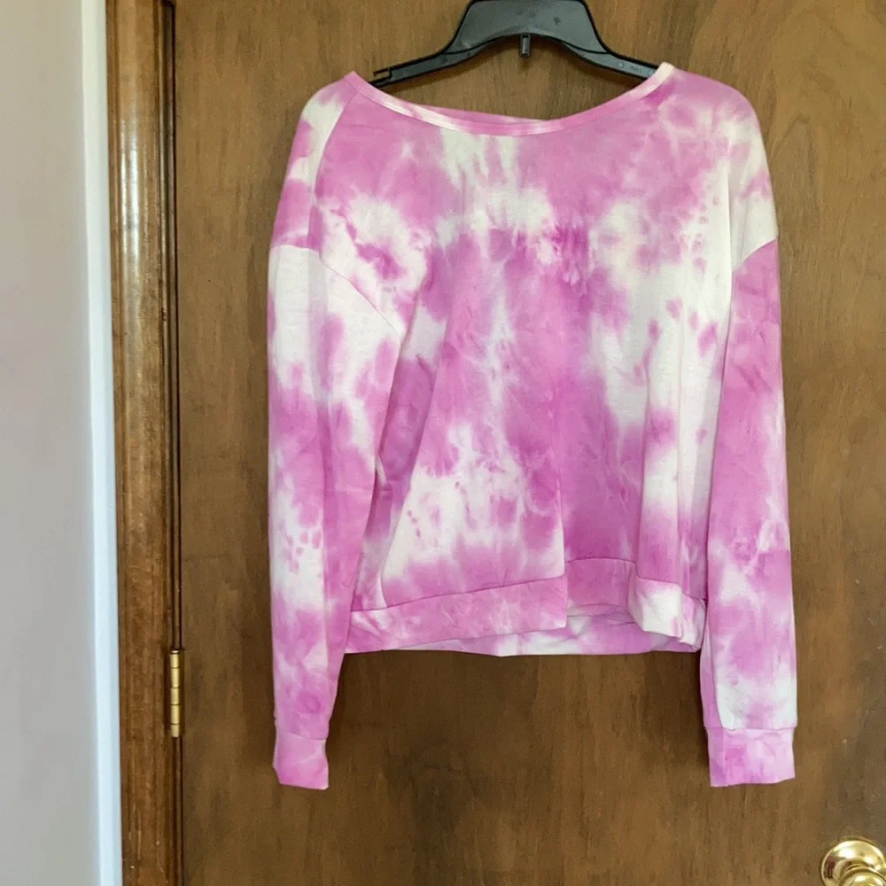Top with cut out in back & jogger pant tie dye set pink M Juniors - Picture 4 of 17
